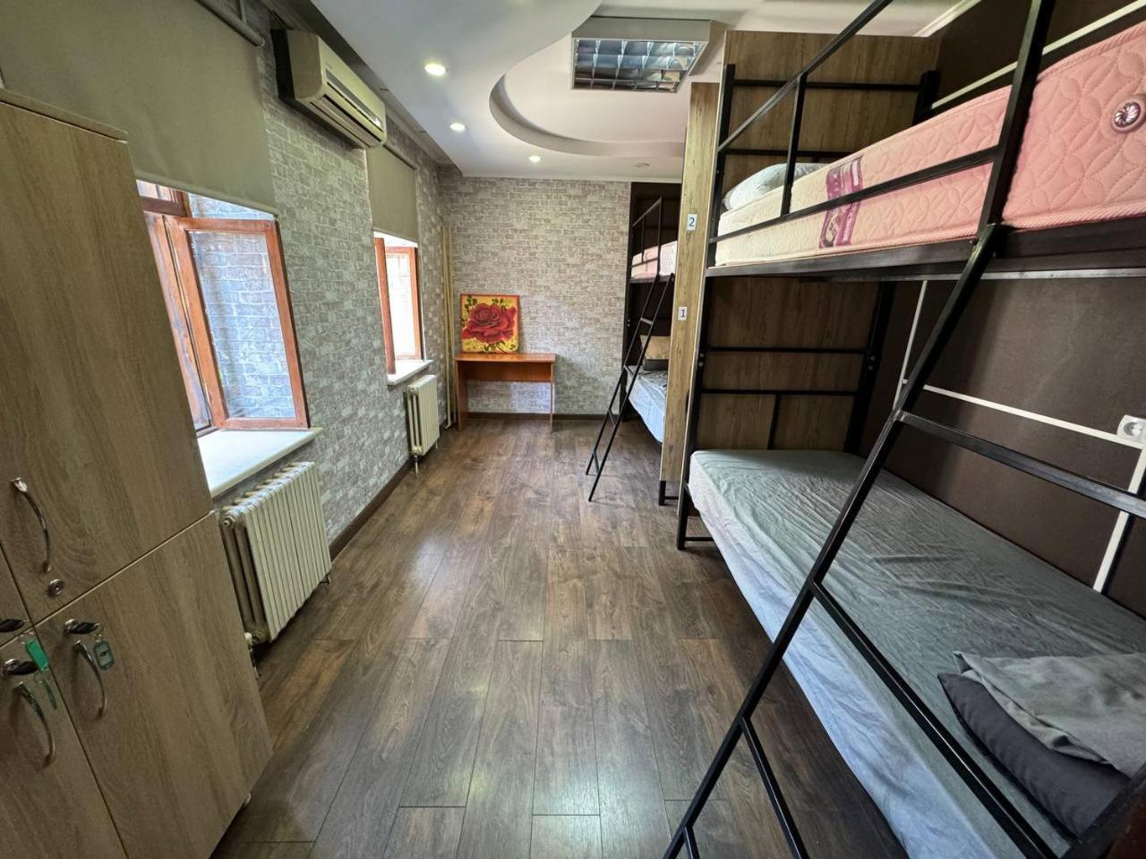 Friends Hostel 키시나우 외부 사진